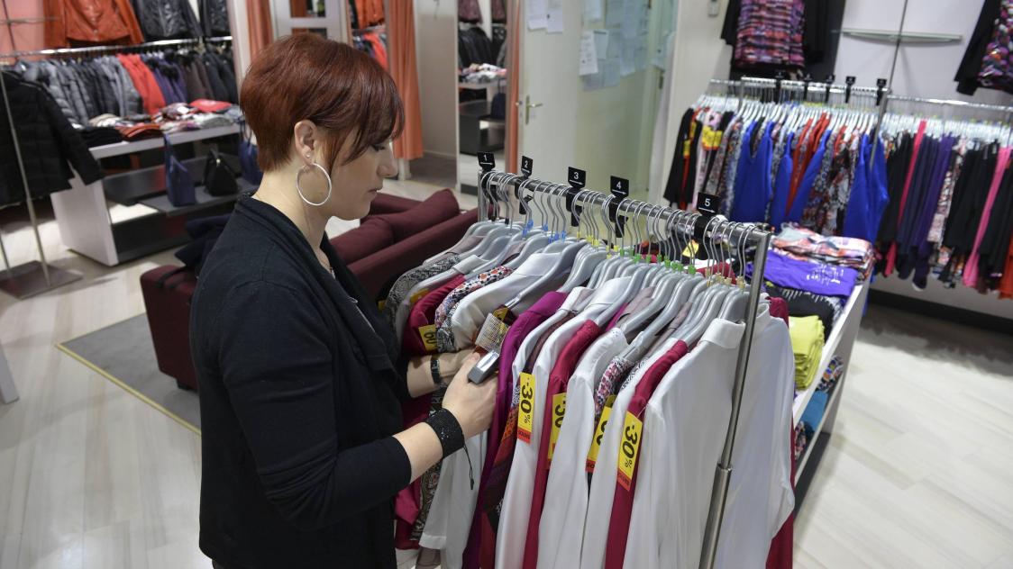 Magasins de store vêtements à proximité